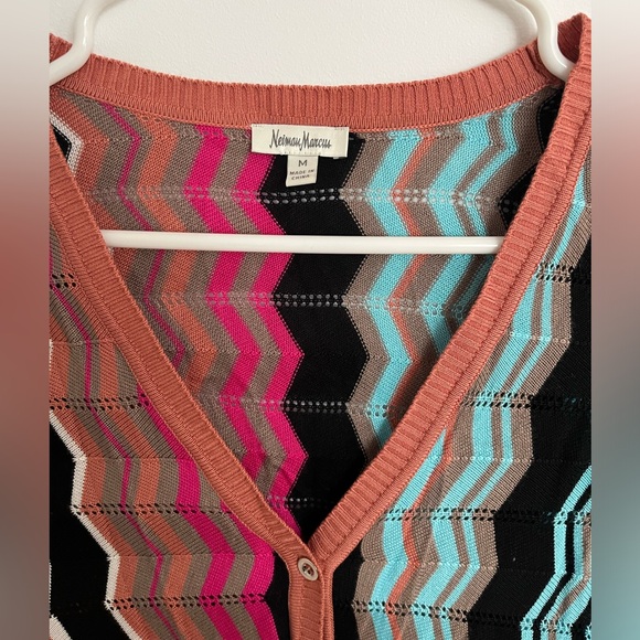 NEIMAN MARCUS tropical chevron zig zag stripe spring cardigan NWOT - Picture 2 of 7